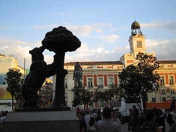 Grupo FOREX Madrid-madrid_bear_at_puerta_del_sol.jpg